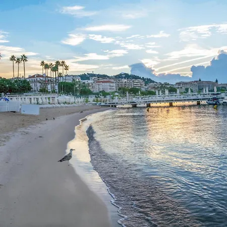 Διαμέρισμα Luxe Carre D'or - Terrasse - Apercu - 3 Personnes - 50m De La Croisette