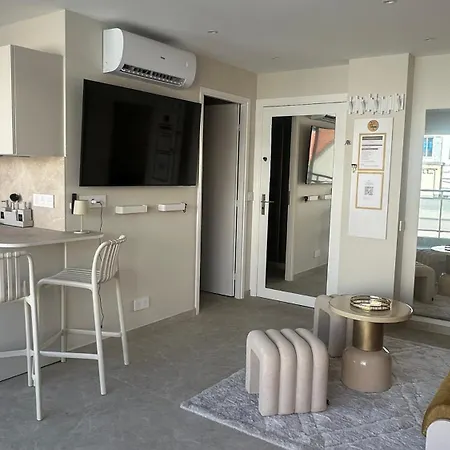 Διαμέρισμα Luxe Carre D'or - Terrasse - Apercu - 3 Personnes - 50m De La Croisette *