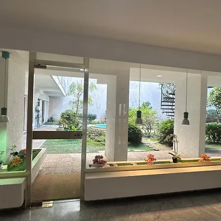 Luxe Carre D'or - Terrasse - Apercu - 3 Personnes - 50m De La Croisette Κάννες